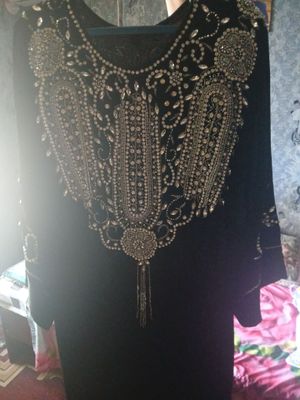 Arabiskiy Abaya tozza Duxobadan tikilgan