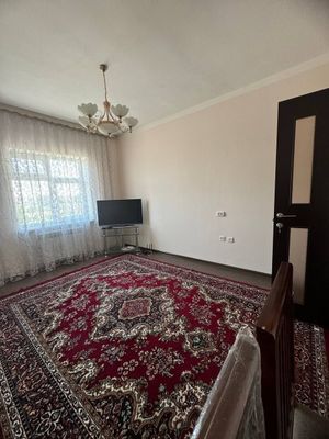 Срочно сдаётся квартира сергели 5а 2 ком семья рядом метро 3 бека
