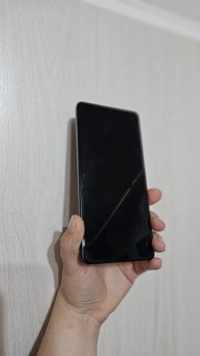 Продаю Poco f5 8/256гб в отличном состоянии