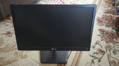 Продам монитор LG