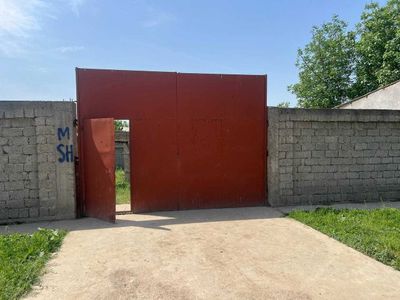 Янгийул туманида ер участкаси сотилади
