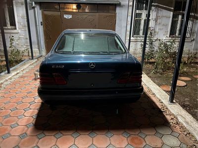 Продам Mercedes-Benz W210