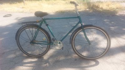 Velosiped sotiladi.