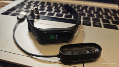 Фитнес браслет Mi Smart Band 4