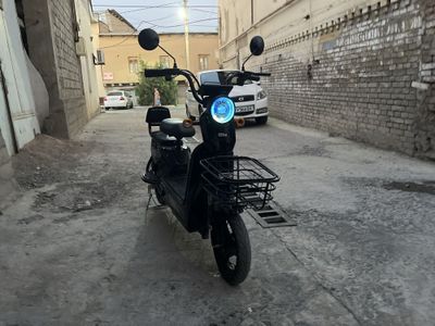 Скутер EBike срочно