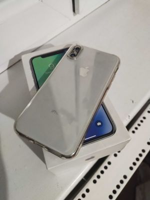 Iphone X 256Gb yomkost 78%. karobka dakument bor, narxini kelishamiz