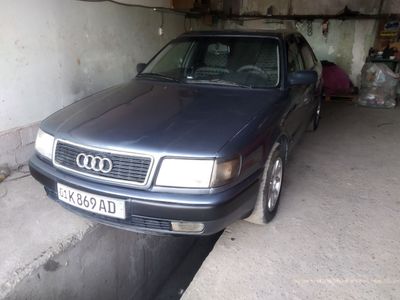 Audi c4 100 sotiladi