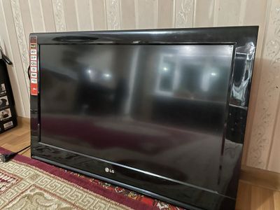 Телевизор LG 32” HD LCD
