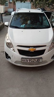 Chevrolet spark 2012