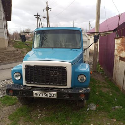 Gaz 5307 srochna sotiladi