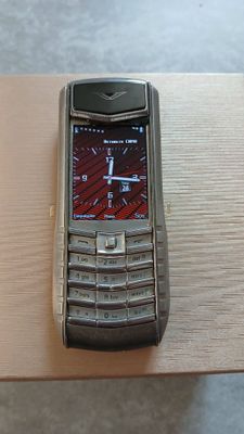 Продам Vertu Ascent