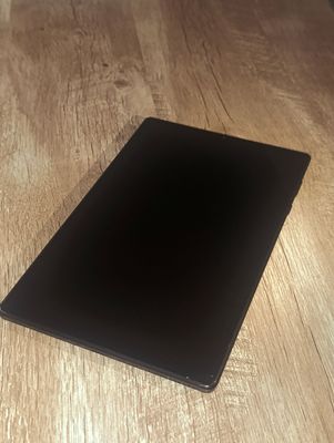 Продаю планшет Lenovo Tab M10 FHD Plus (X606X)