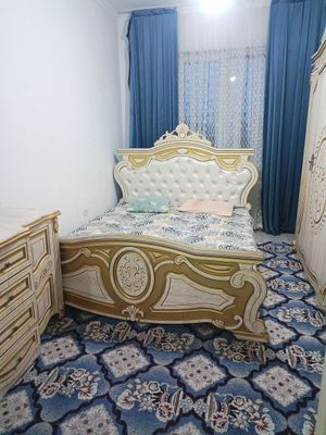 CHILONZOR, 11-kvartal, Al-Xorazmi krugdan òtganda, Chiroqchi kafe yoni