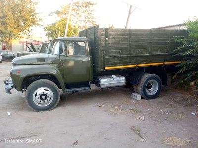 Zil 130 xarbiy chasniki
