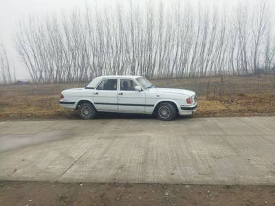 Volga 3110 sotiladi narhi 2800$