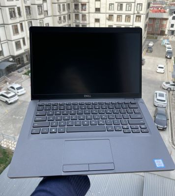 Dell Latitude 5400 I5-8265U