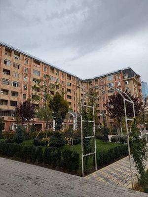 ЖК Parisien Улица Мукумий ор: Мост Цокольний этаж 103 кв.м