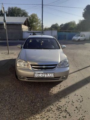 Продаётся ласетти 2009