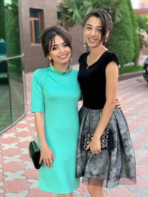 Черное вечернее платье