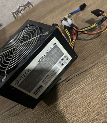 Блок питания для компьютера 550W ATX