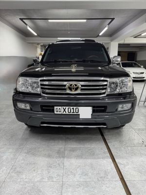Toyota Land Cruiser 100