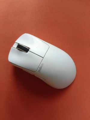 Игровая мышь Pulsar Xlite v3