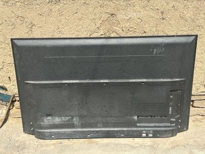 Katyol sotiladi iktalik , gaz plita televizor va radiatorlar sotiladi