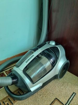 Пылесос Samsung VCC8835V37/XEV