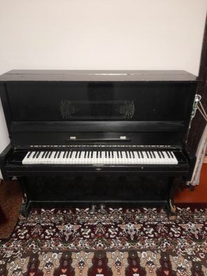 Pianino sotiladi