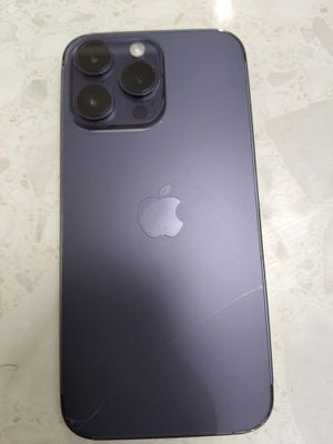 Iphone 14 pro max 256 GB binafsha rang orqa paneldagi yorilish
