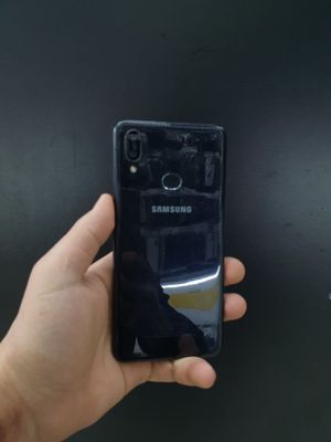 Samsung A10s сотилади