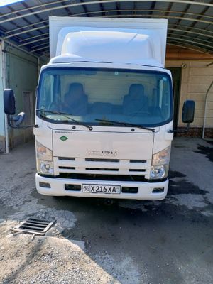 Isuzu sotiladi 2011 yil