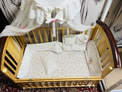 Детский кровать сотилади