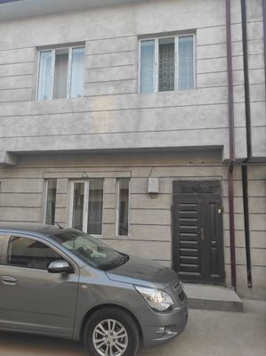 Коттедж Qoyliq somon bozor 4 kom