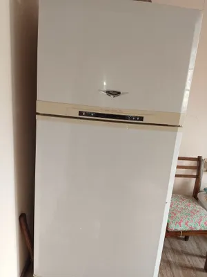 холодильник Super General