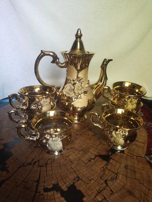 Кофейный сервиз на 6 персон.
