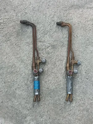 реэаки для резки металла б/у. в хорошем состоянии.