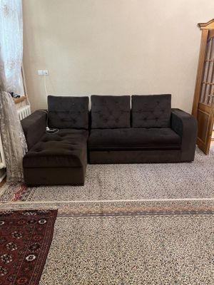 Ugolok sotiladi kelishilgan narxda