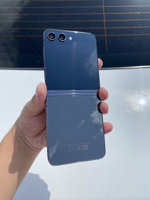 Samsung Z Flip 5
