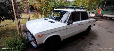 Moshina sotiladi VAZ 2106