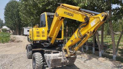 Mini ekskavator Hyundai 2009-yil