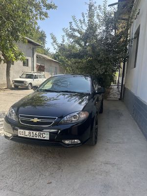 Gentra avtomat full kraska toza