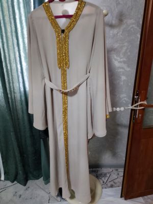 Abay fason Dubayniki kiyilmagan 70$ kelishamiz