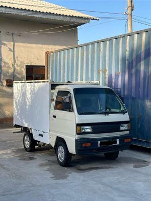 labo 2003 metanlari bor balonlari yangi xama joyi zur narxi 3700$
