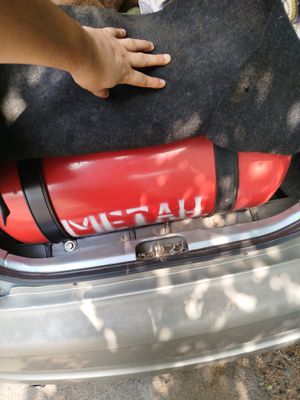 metan gaz baloni 65 tagi sotiladi