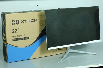 X-Tech 22" monitor