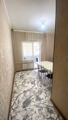 Shaxriston metro yonida kvartira bor