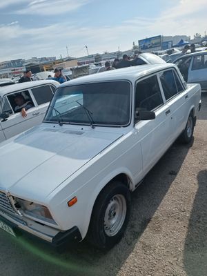 Vaz 2107 srochna sotiladi