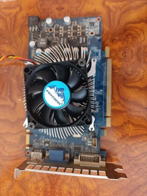 Видеокарта GTX550Ti 1Gb