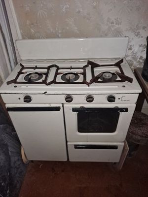 Газ плита конфорок 3 с духовкой шкафчиком для балона